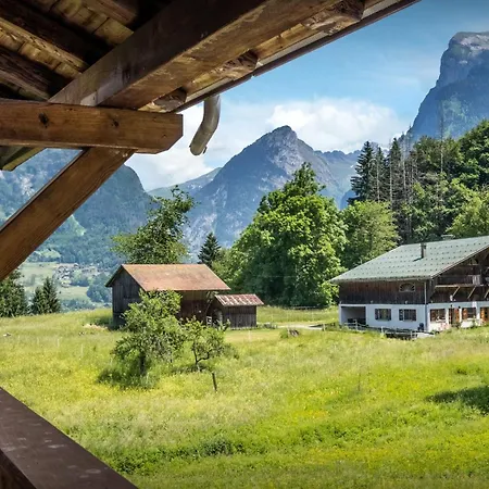 Chalet Pativerdan - Ovo Network *